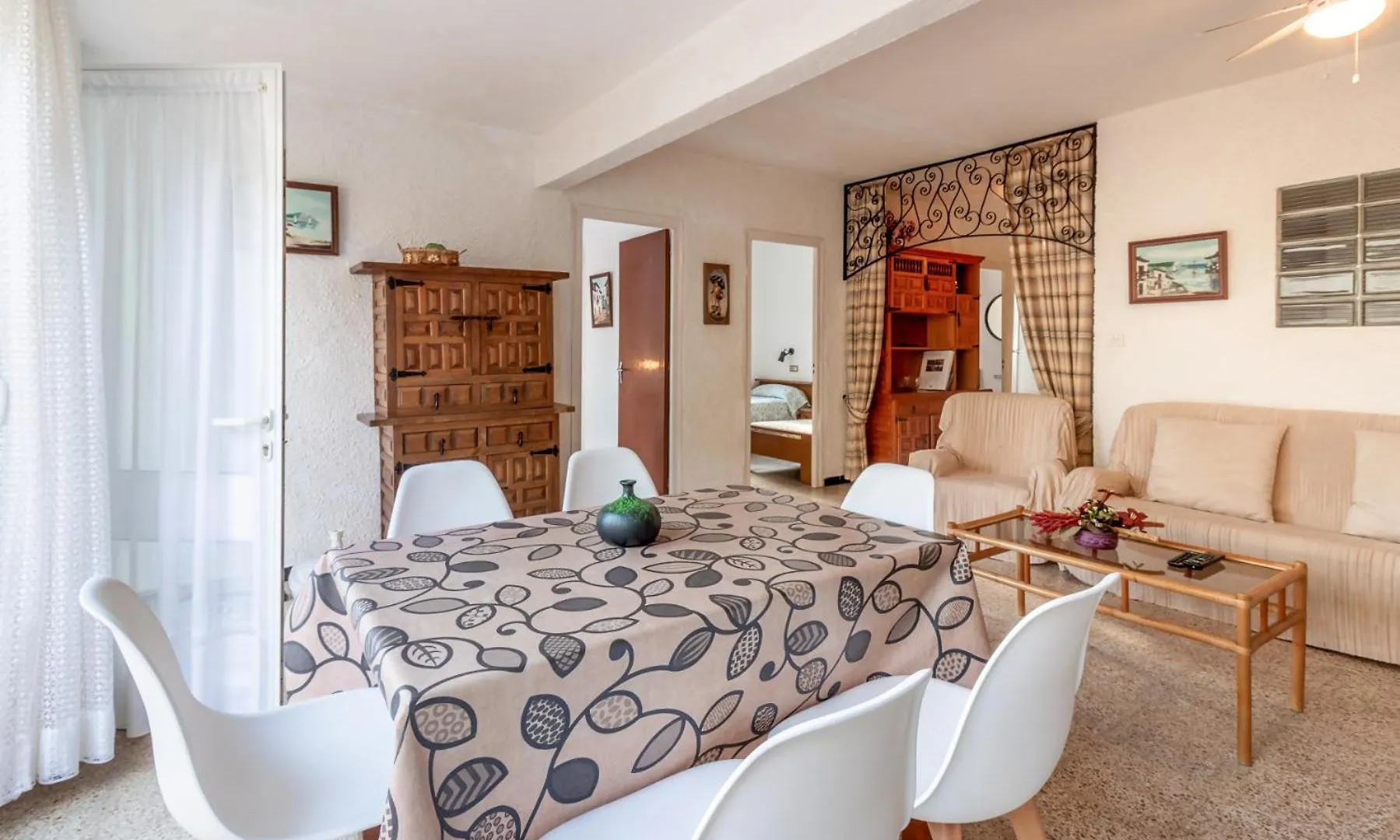 Les Tonyines 68 - Apartamento Con Vistas Y Terraza Llança 0*,  Spanyolország